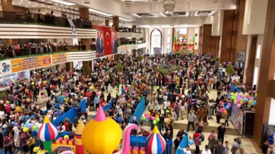 Şahinbey Belediyesi tarafından 20-28 Nisan tarihleri arasında düzenlenen Çocuk Şenliği'ne