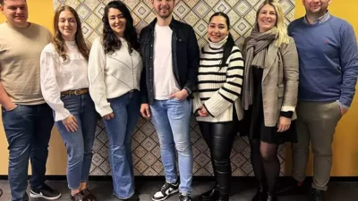 Aşağı Saksonya eyaletinde eğitim alanında çalışmalar yapan veli birlikleri ailesine