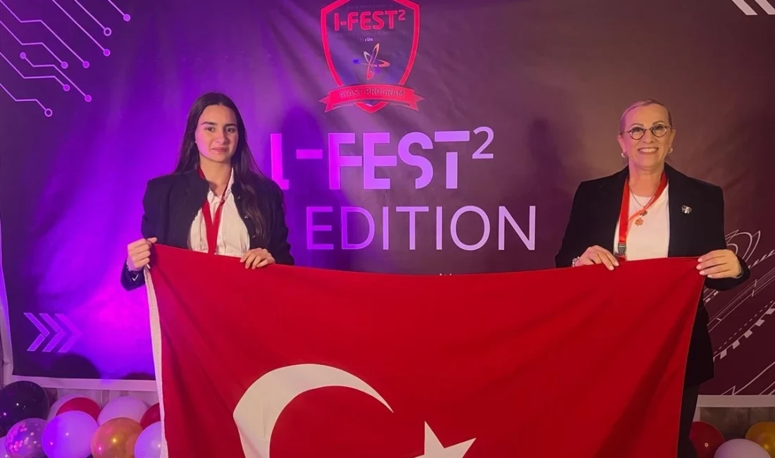 İzmir Atatürk Lisesi Öğrencisi Tunus’ta Gümüş Madalya Kazandı