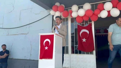 Bitlis'in Hizan ilçesinde Tekstil Çalışanları ve İhracatçıları Derneği tarafından düzenlenen