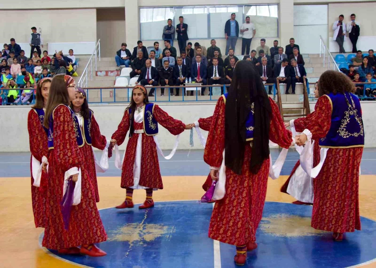 Van’da düzenlenen 2. Spor Şenlikleri başladı