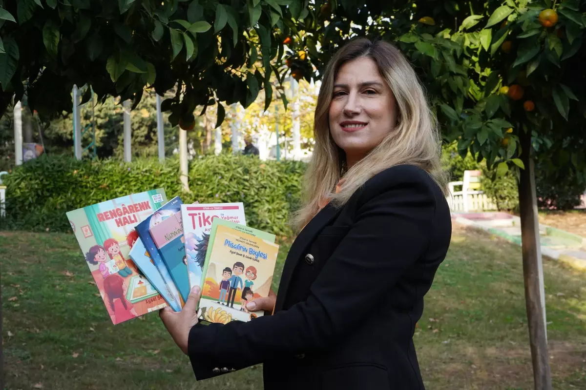 Aksu'daki ilkokul müdürü Aysel Şener, Global Teacher Prize'da finale kalan