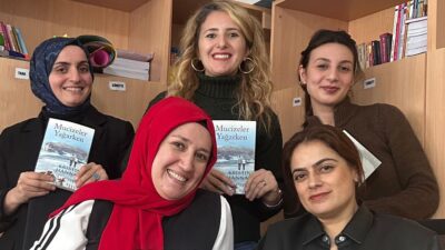 Başiskele Doğantepe İlk ve Ortaokulu’nda görev yapan bir grup öğretmen,