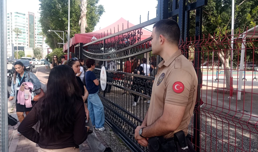 Toplum olarak zor bir sınavdan geçiyoruz. Söz konusu çocuklarımız olduğunda,
