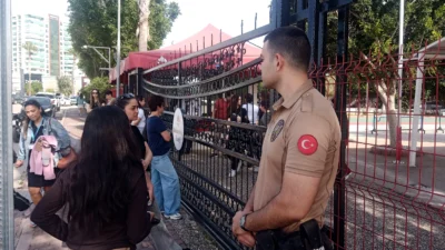 Toplum olarak zor bir sınavdan geçiyoruz. Söz konusu çocuklarımız olduğunda,