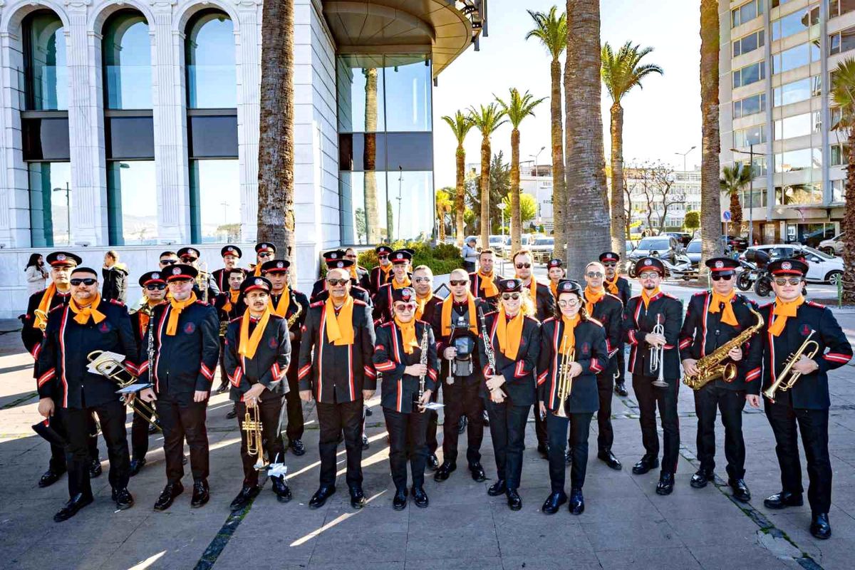 83 yıl önce kurulan İzmir Büyükşehir Belediyesi Bandosu, resmi törenler,